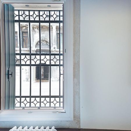 Ve.N.I.Ce Cera Casa Santo Stefano Apartment Венеция Екстериор снимка