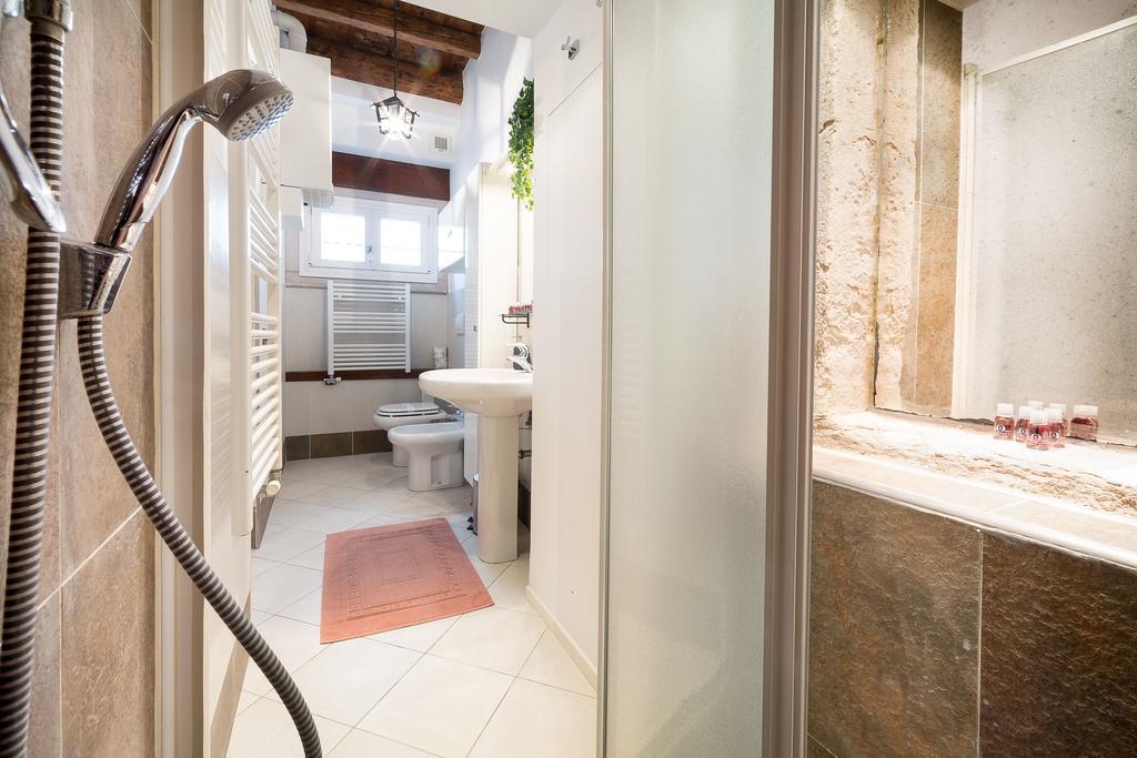 Ve.N.I.Ce Cera Casa Santo Stefano Apartment Венеция Екстериор снимка