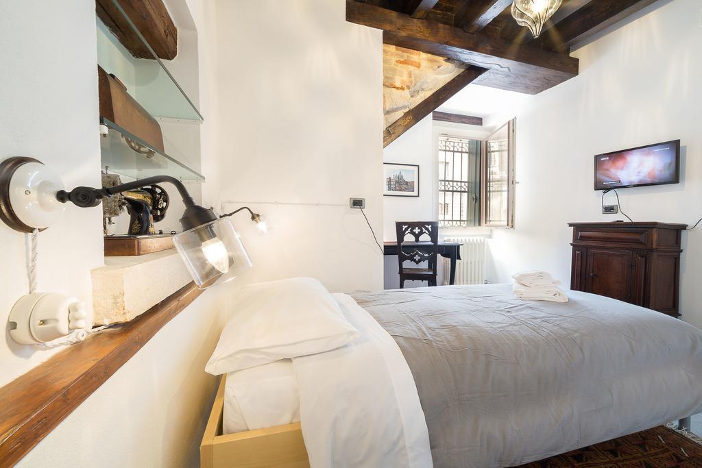 Ve.N.I.Ce Cera Casa Santo Stefano Apartment Венеция Екстериор снимка